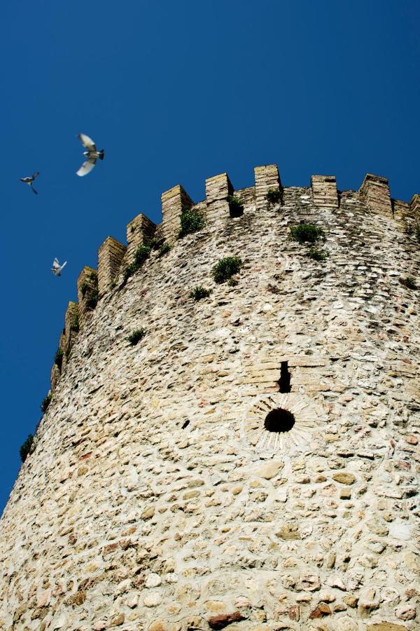 Torre Della Botonta Bed & Breakfast Castel Ritaldi Bagian luar foto