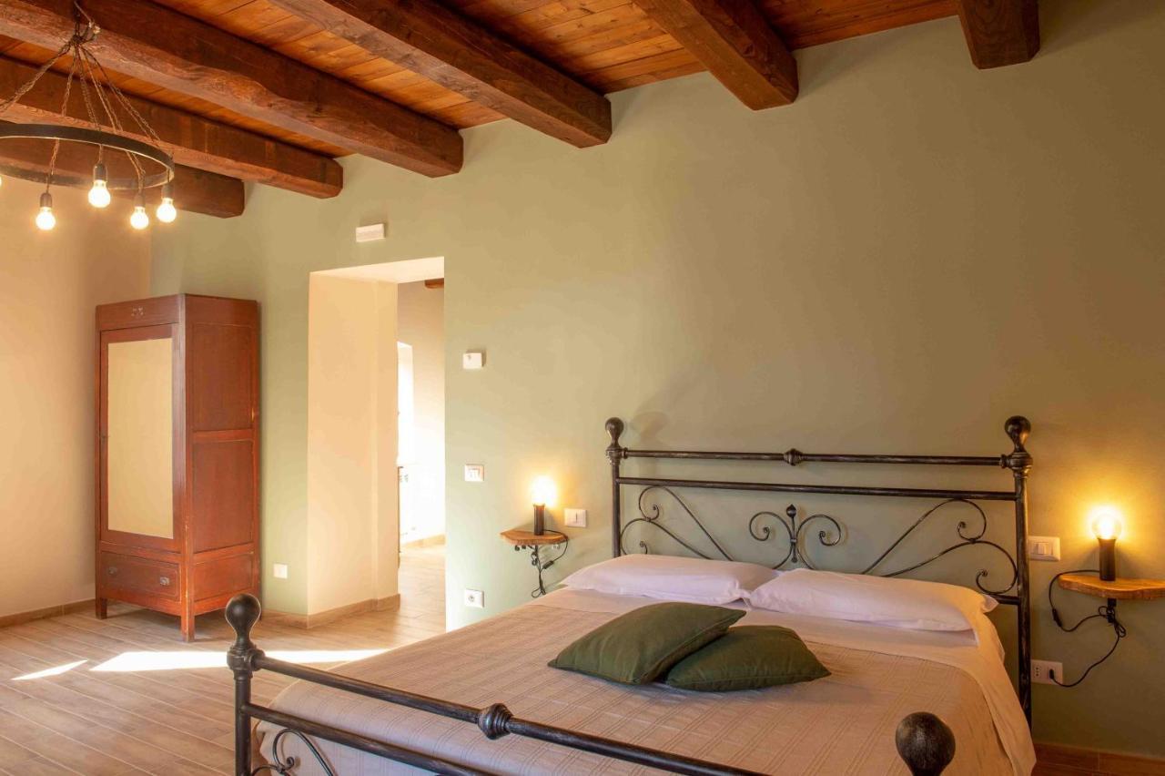 Torre Della Botonta Bed & Breakfast Castel Ritaldi Bagian luar foto