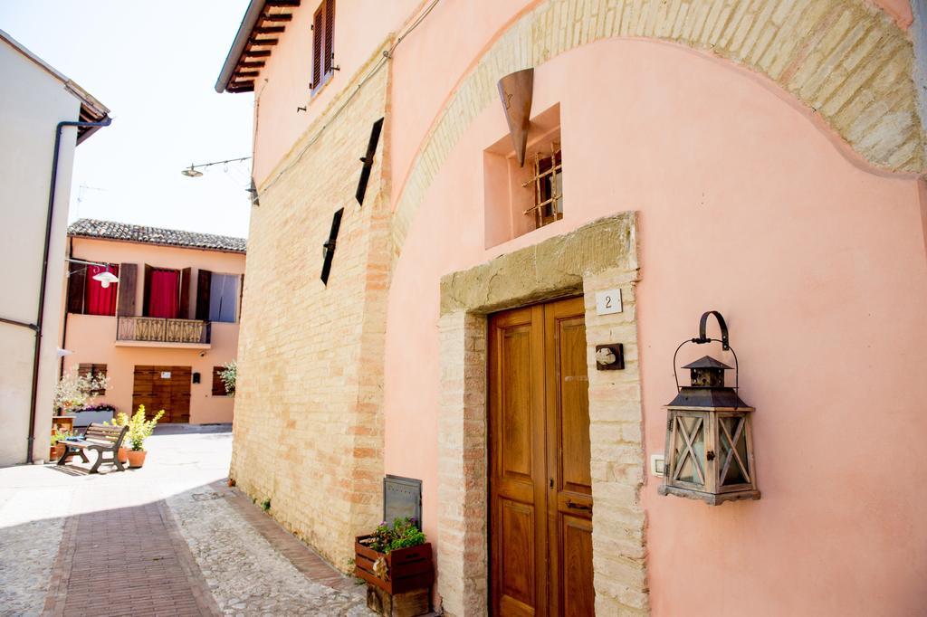 Torre Della Botonta Bed & Breakfast Castel Ritaldi Bagian luar foto