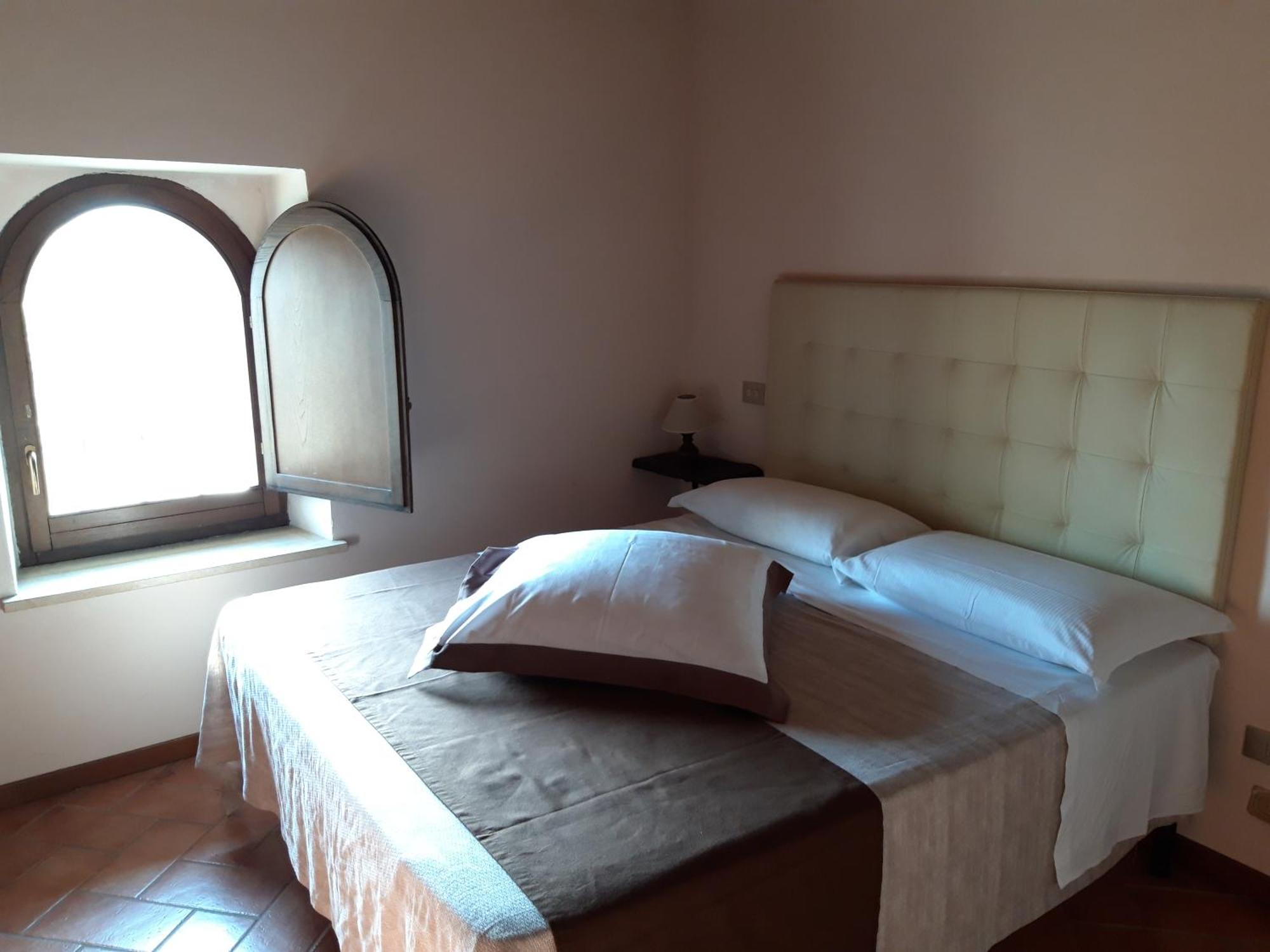 Torre Della Botonta Bed & Breakfast Castel Ritaldi Ruang foto