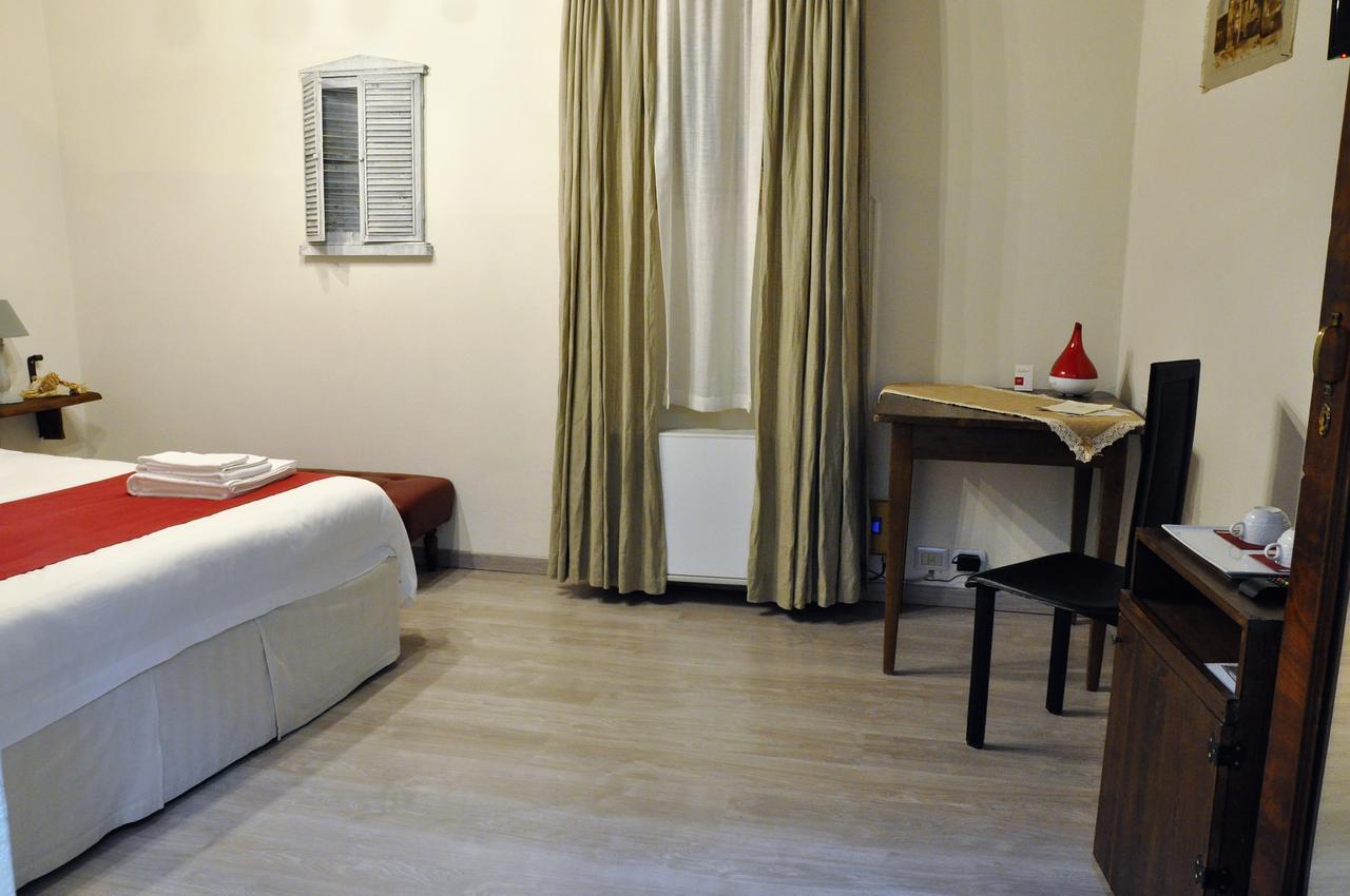 Torre Della Botonta Bed & Breakfast Castel Ritaldi Bagian luar foto