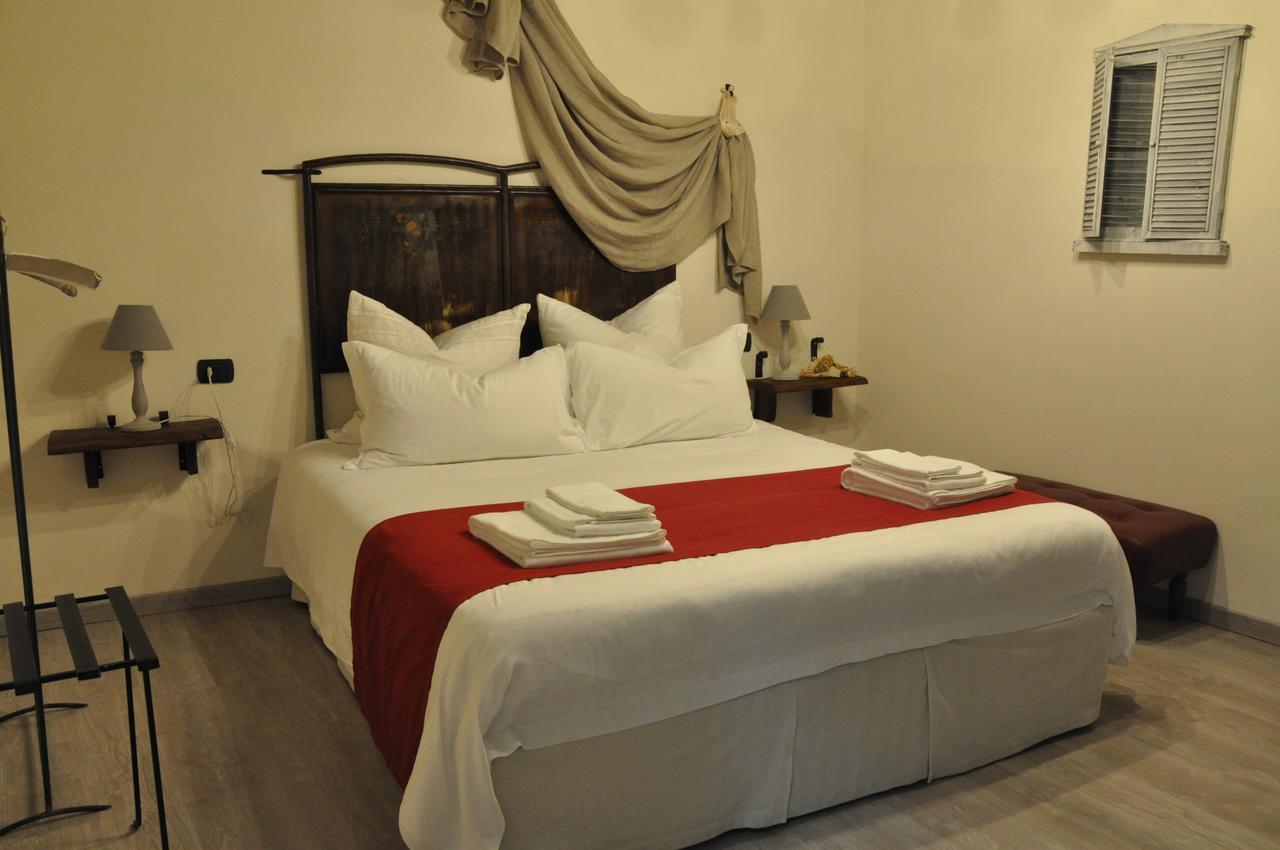 Torre Della Botonta Bed & Breakfast Castel Ritaldi Bagian luar foto